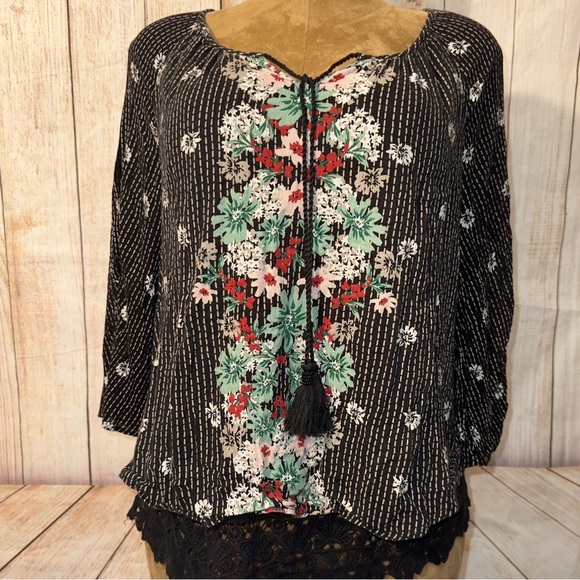 Style & Co. Tops - Style & Co. Black Floral Blouse with Tassel tire & crochet lace hem, sz M​​